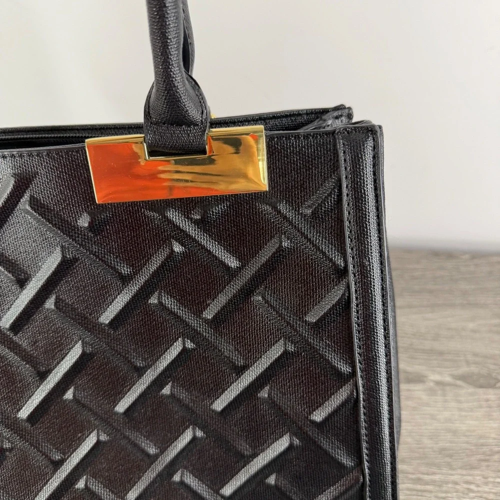 Aldo Black Embossed Geometric Satchel Handbag Gold Hardware Crossbody Bag Medium